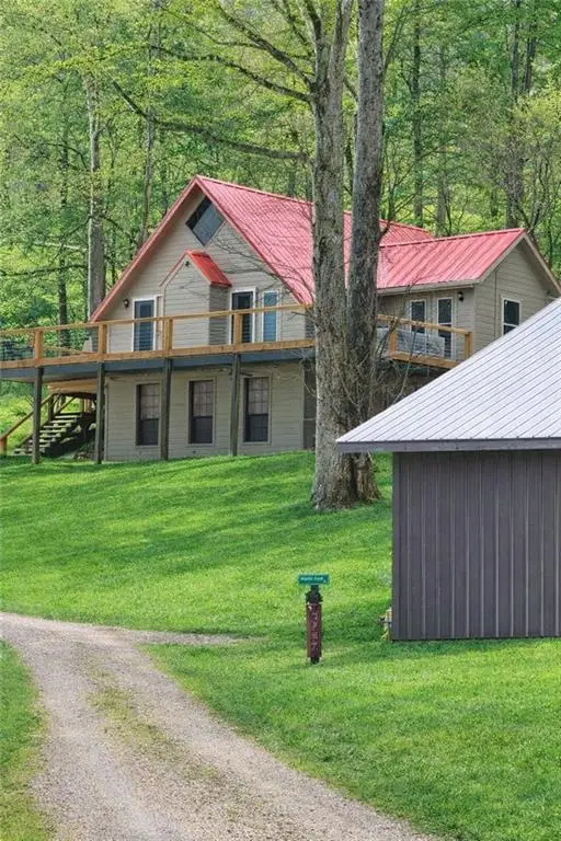 137 Blue Spruce Drive, Blairsville, GA 30512