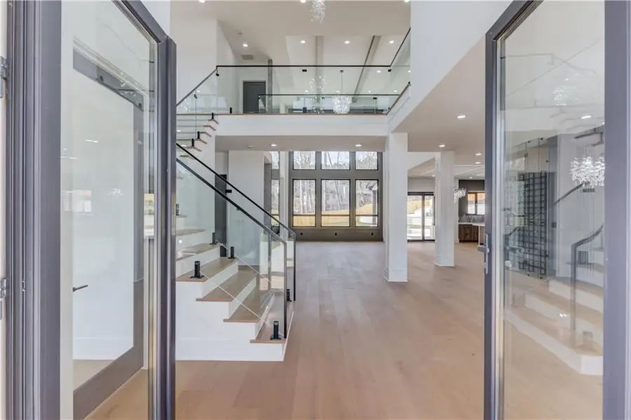 816 Riverside Road, Sugar Hill, GA 30518 - #2