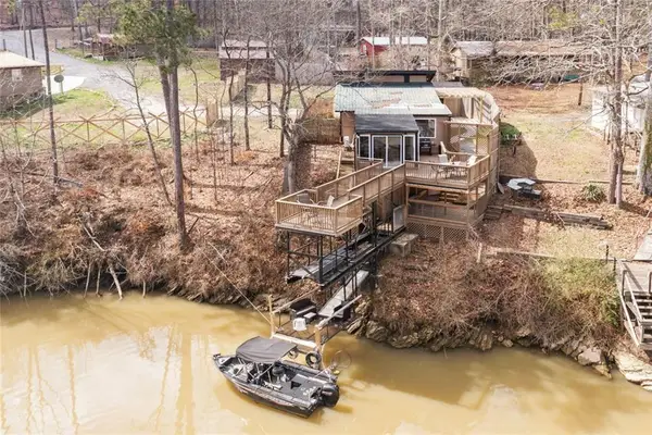 8126 Blacks Bluff Road Sw, Cave Spring, GA 30124