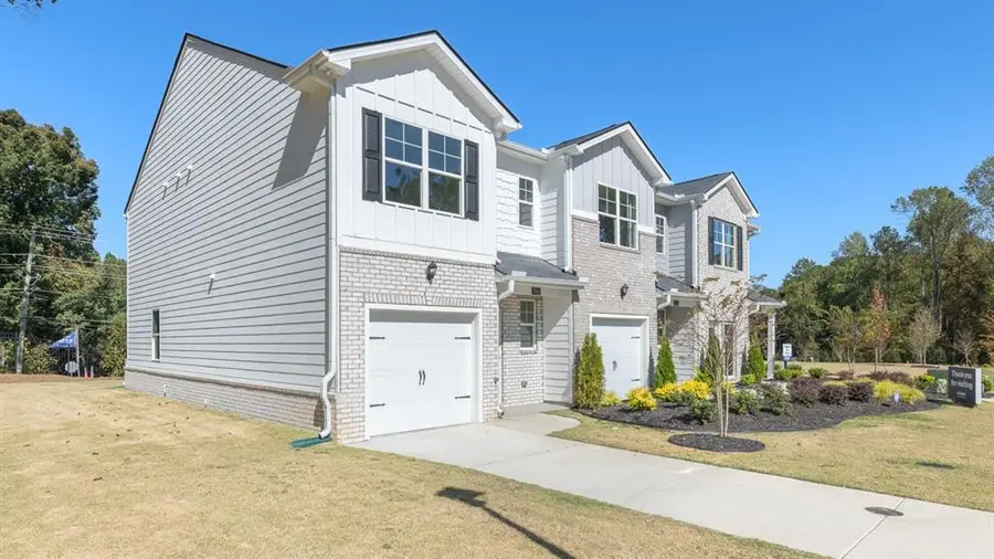 5019 Oakwood Rd, Stone Mountain, GA 30088 - #3