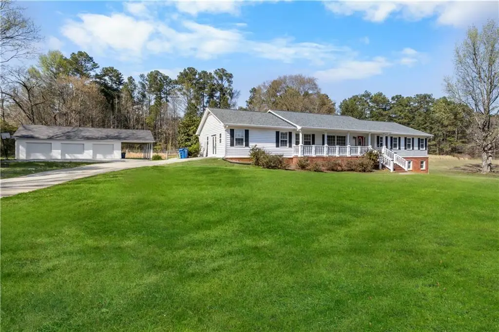 221 Griffin Mountain Trl, Conyers, GA 30013 - #1