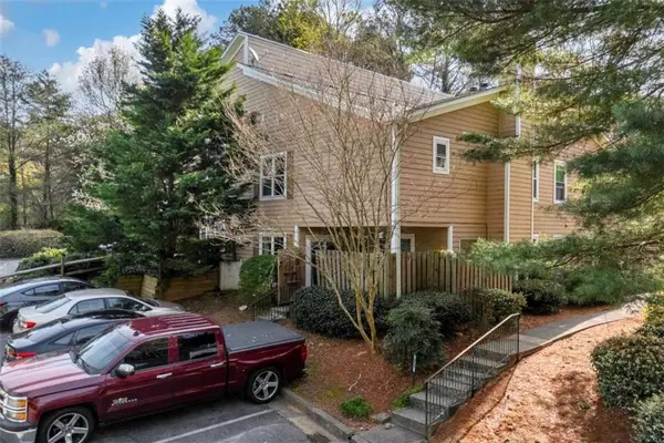 966 Wuthering Way, Norcross, GA 30093