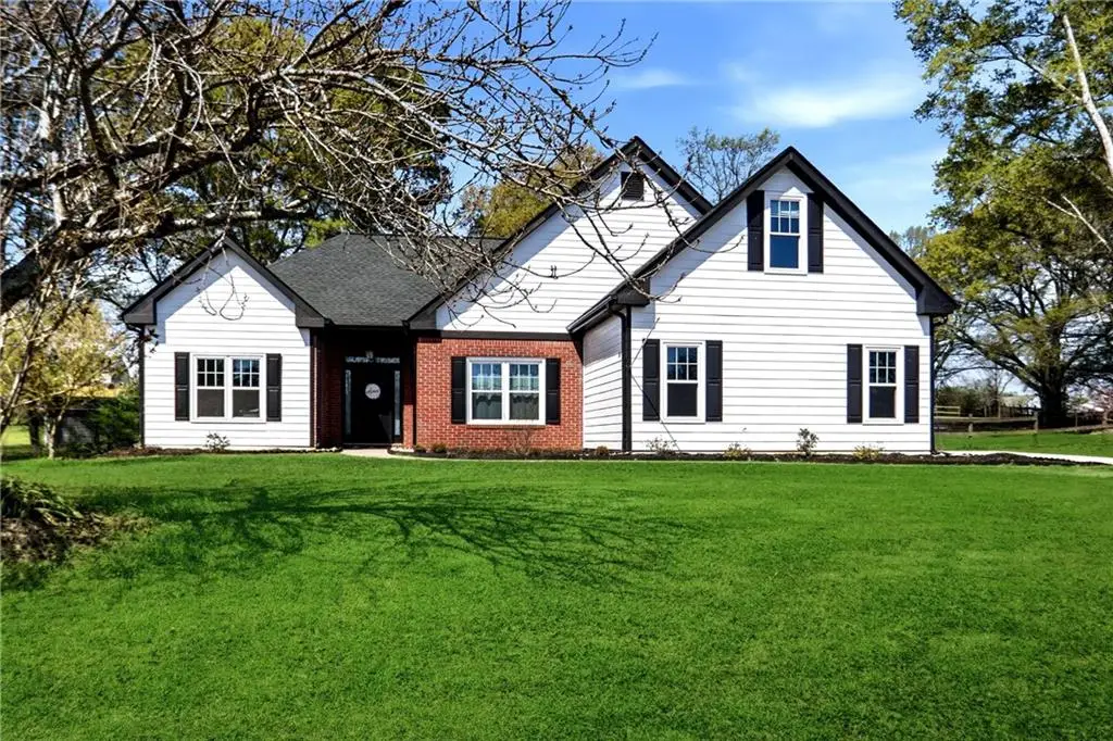 370 Olde Wick Trail, Hoschton, GA 30548 - #1