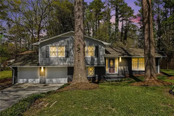 3960 Wedgefield Circle, Decatur, GA 30035