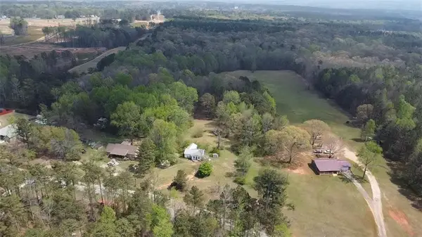 8368 E Carroll Road, Whitesburg, GA 30185