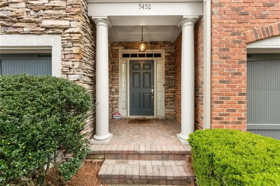 5452 Wentworth Street, Sandy Springs, GA 30342 - #2