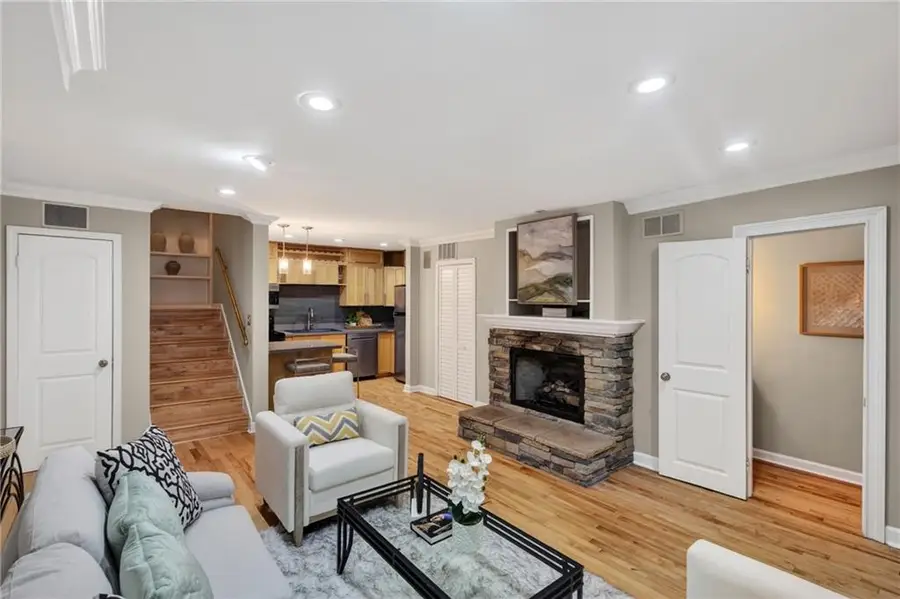 101 Alden Avenue Nw #F, Atlanta, GA 30309 - #2