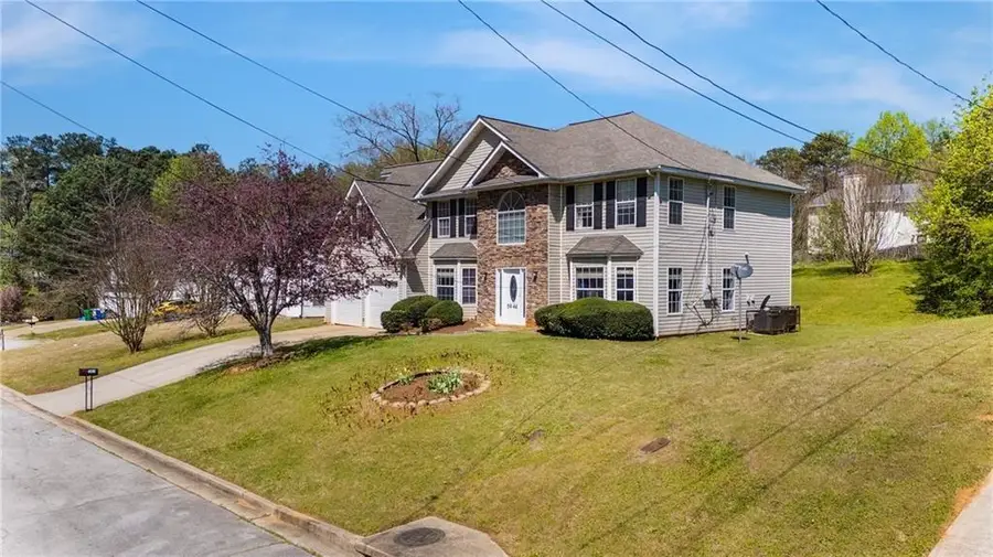 5944 Duren Meadows Drive, Lithonia, GA 30058 - #2