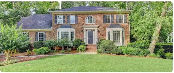 380 Silver Creek Run, Lawrenceville, GA 30044