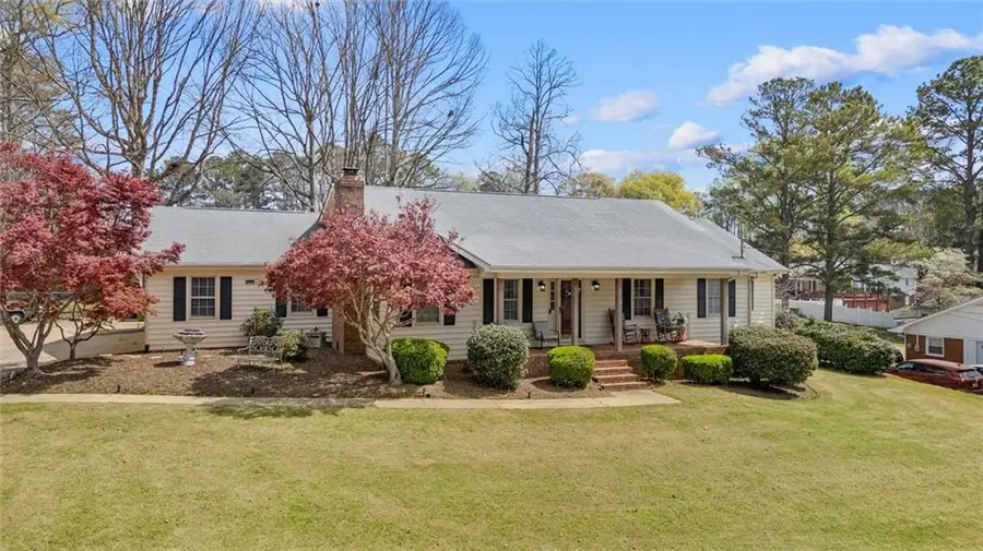 112 W Allison Circle, Carrollton, GA 30116 - #3