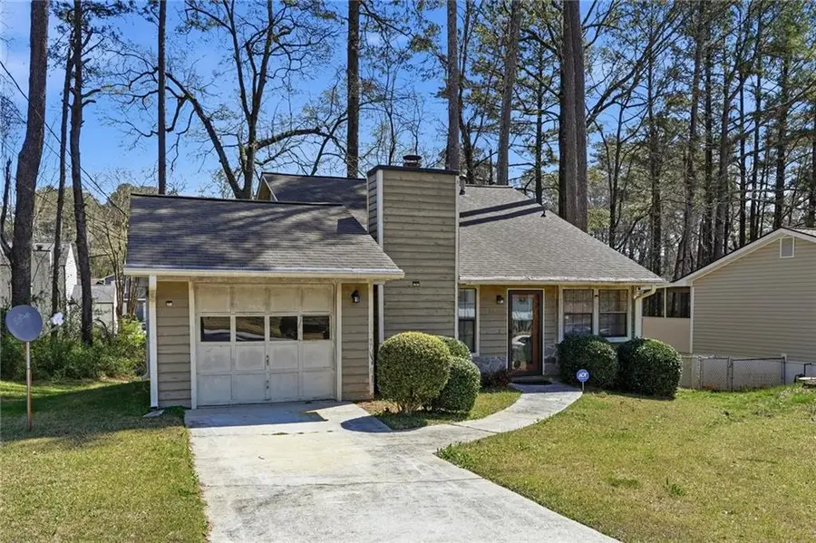2211 Jonathan Avenue, Lithonia, GA 30058 - #2