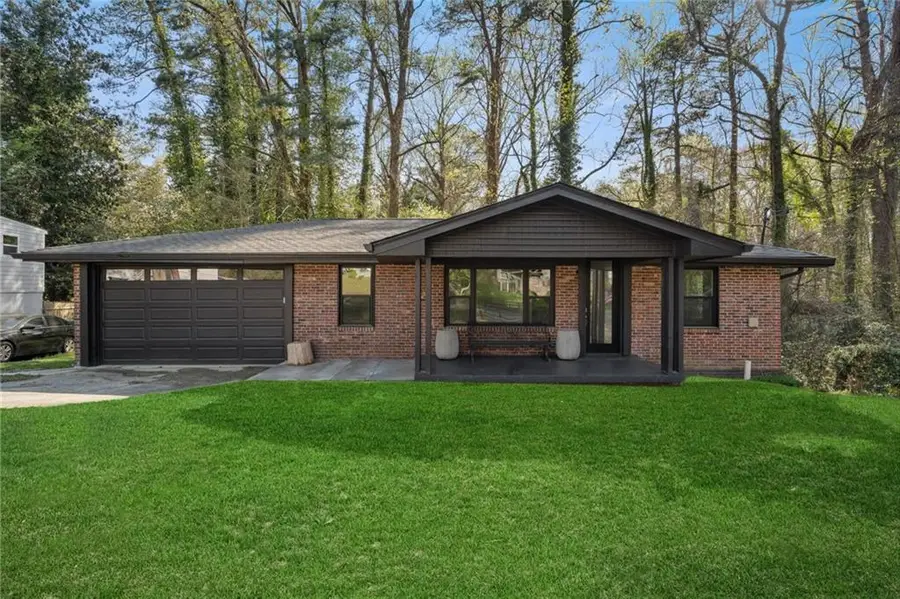 2746 Dale Creek Drive Nw, Atlanta, GA 30318 - #2