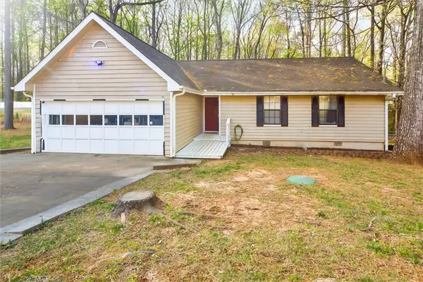 1850 Coachman Cove, Snellville, GA 30078