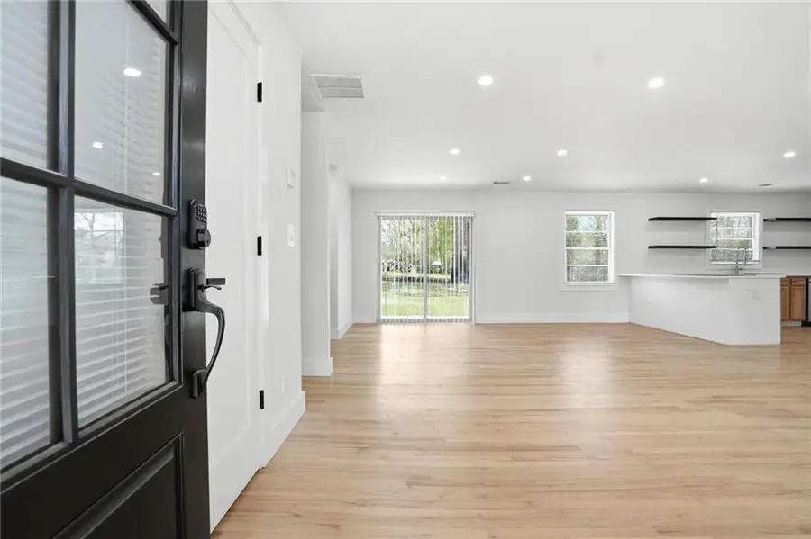 5542 Joeclay Drive, Stone Mountain, GA 30088 - #2