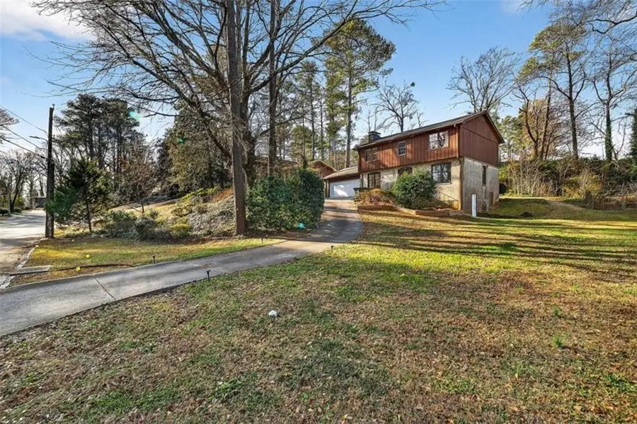 571 Tahoe Circle, Stone Mountain, GA 30083 - #2