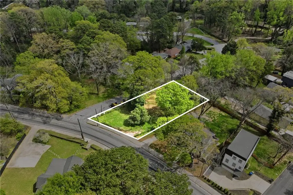 263 W Lake Avenue Nw, Atlanta, GA 30314 - #1