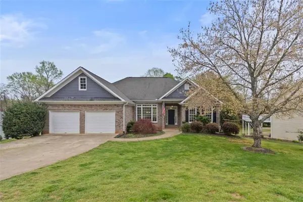 93 Overlook Circle, Dawsonville, GA 30534