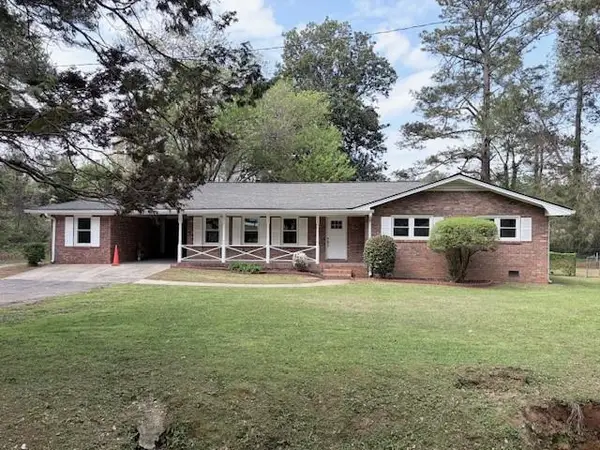 6078 Hillvale Road, Lithonia, GA 30058