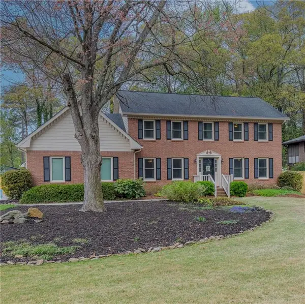 733 Ridgeview Drive Sw, Lilburn, GA 30047