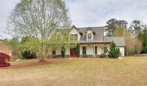 325 Brook Hollow Lane, Loganville, GA 30052