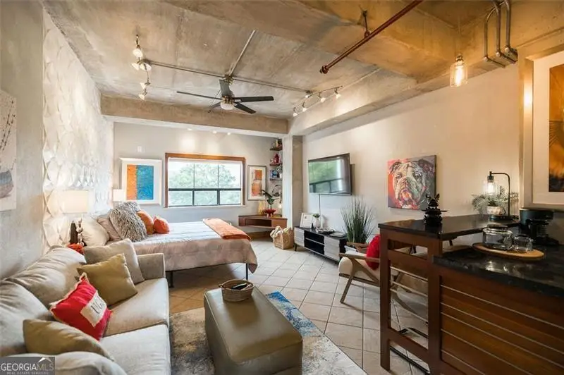 131 E Broad Street #503, Athens, GA 30601 - #3
