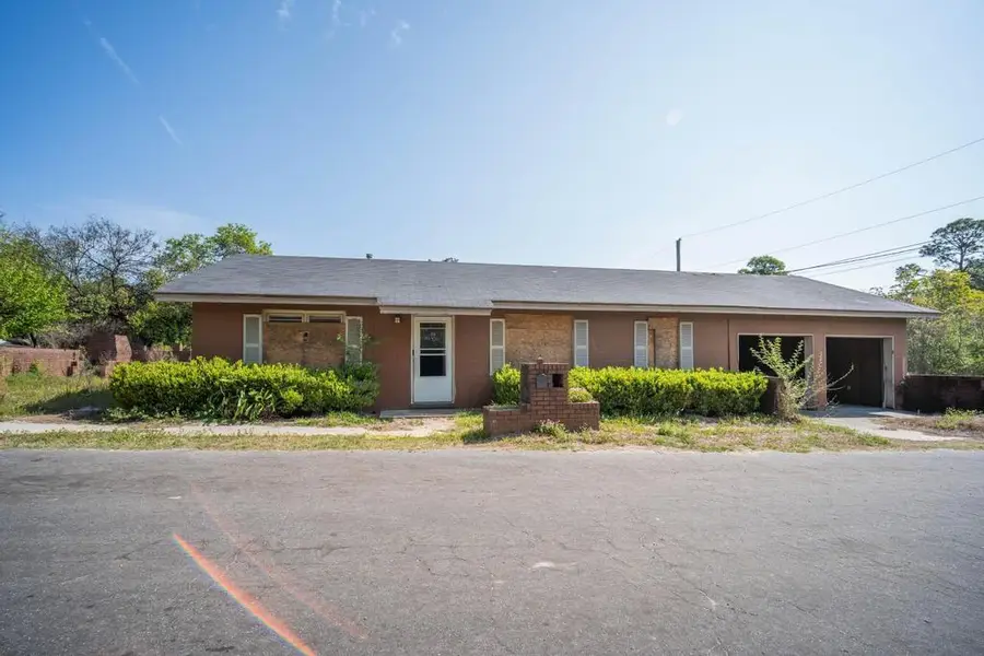 49 Collins Street, McRae, GA 31055 - #2