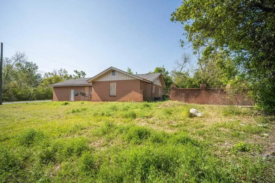 49 Collins Street, McRae, GA 31055 - #3