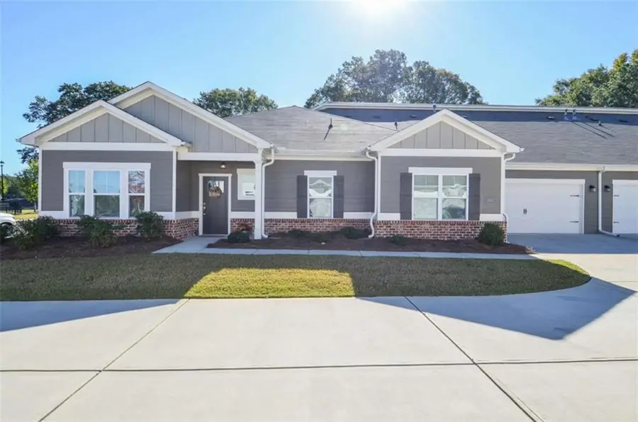 2562 Rathburn Circle, Loganville, GA 30052 - #2