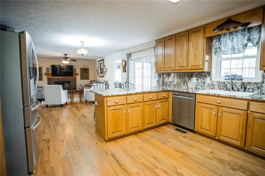 4450 Bay Creek Road, Loganville, GA 30052 - #3