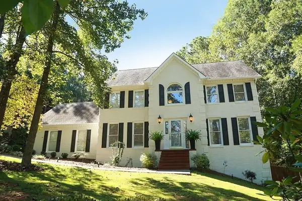 809 Pinehurst Drive, Woodstock, GA 30188