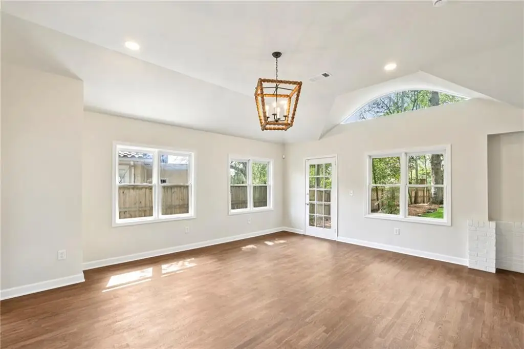 21 Brighton Road Ne, Atlanta, GA 30309 - #1