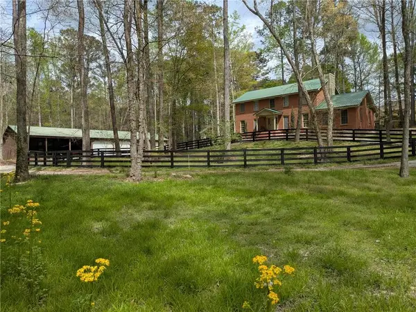 2292 Brookfield Drive, Lawrenceville, GA 30043