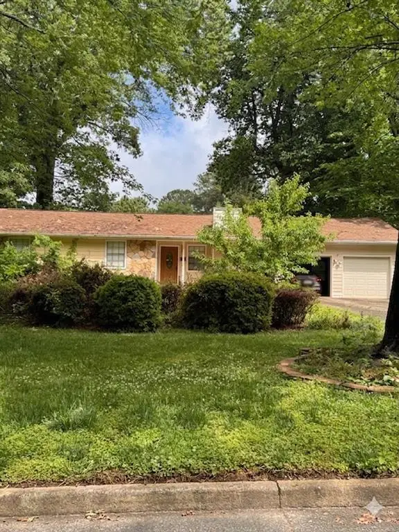 5003 Abbey Lane, Lilburn, GA 30047