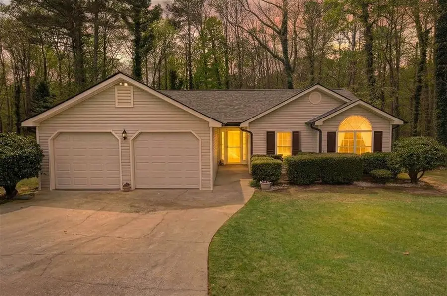 3962 Edgebrook Drive, Flowery Branch, GA 30542 - #3