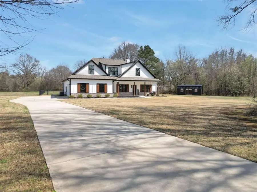 351 Savannah Drive, Mansfield, GA 30055 - #2