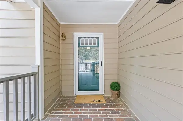 4447 Pineridge Circle, Dunwoody, GA 30338