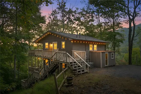 4113 White Oak Drive, Hiawassee, GA 30546