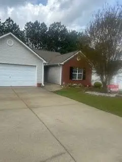 1040 Meadow Walk Avenue, Lawrenceville, GA 30044 - #2