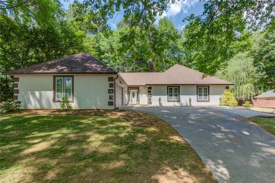 410 Emerald Parkway, Sugar Hill, GA 30518 - #2