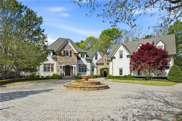 218 Londonberry Road, Atlanta, GA 30327