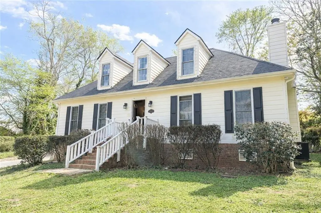 500 Clear Lake Lane, Suwanee, GA 30024 - #1