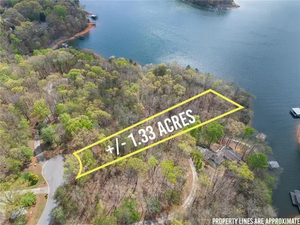 2524 Thompson Ovlk, Gainesville, GA 30506