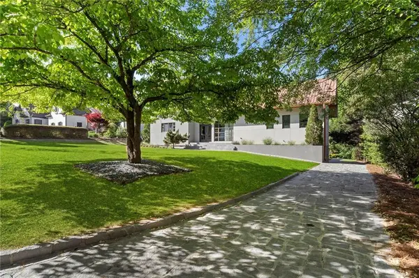 754 Burke Road Ne, Atlanta, GA 30305