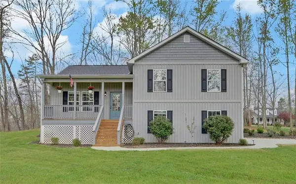 5270 Union Circle, Flowery Branch, GA 30542