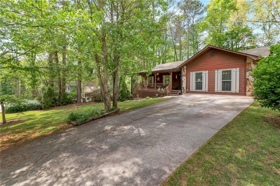 4097 Stacy Lane, Snellville, GA 30039 - #3