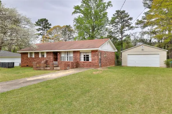 2261 Clairmont Circle, Snellville, GA 30078