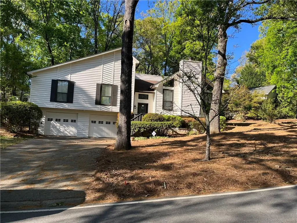 8555 Colony Club Drive, Alpharetta, GA 30022 - #1