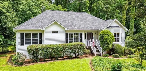 567 Leah Drive, Powder Springs, GA 30127