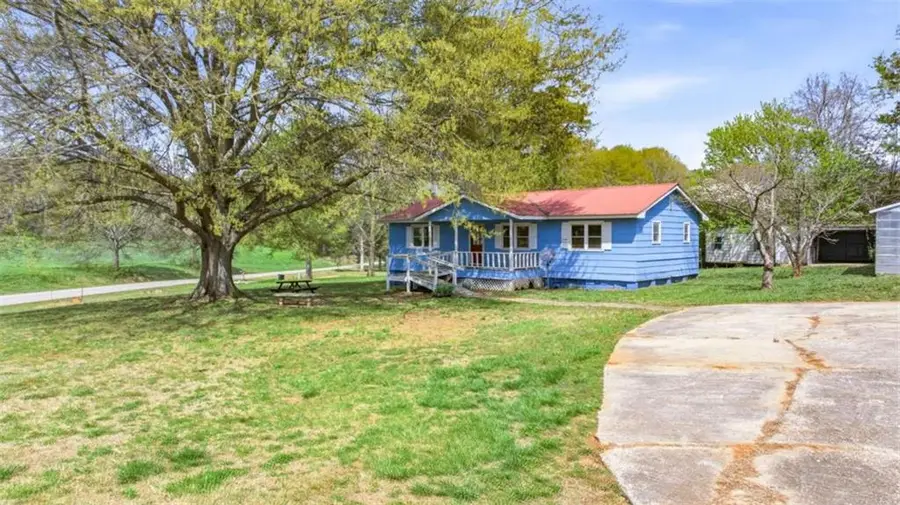 667 W O Smith Road, Jefferson, GA 30549 - #2