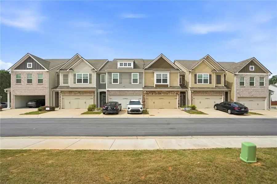 7757 Medieval Street, Fairburn, GA 30213 - #3